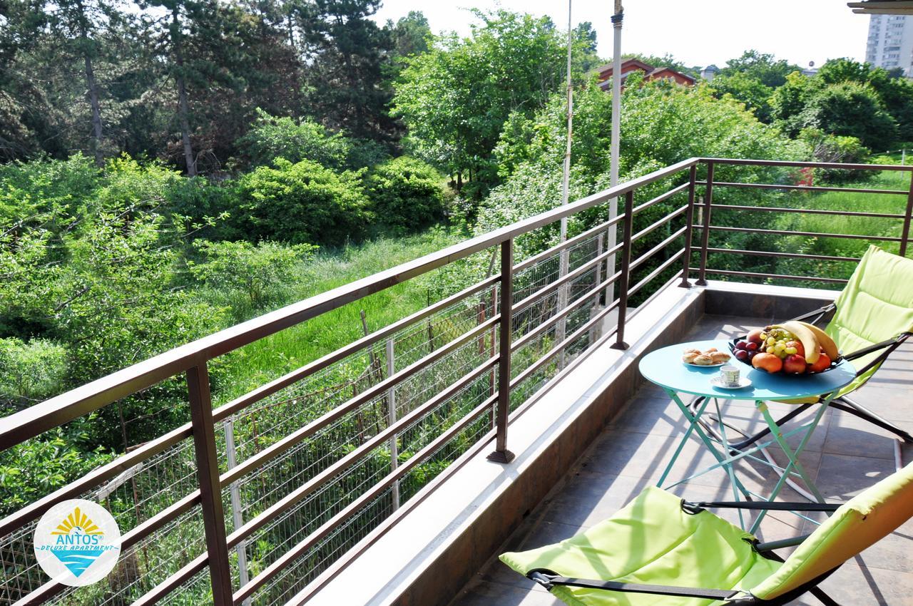 Antos Deluxe Apartment Constanta Bagian luar foto