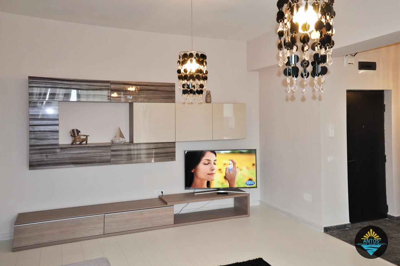 Antos Deluxe Apartment Constanta Bagian luar foto