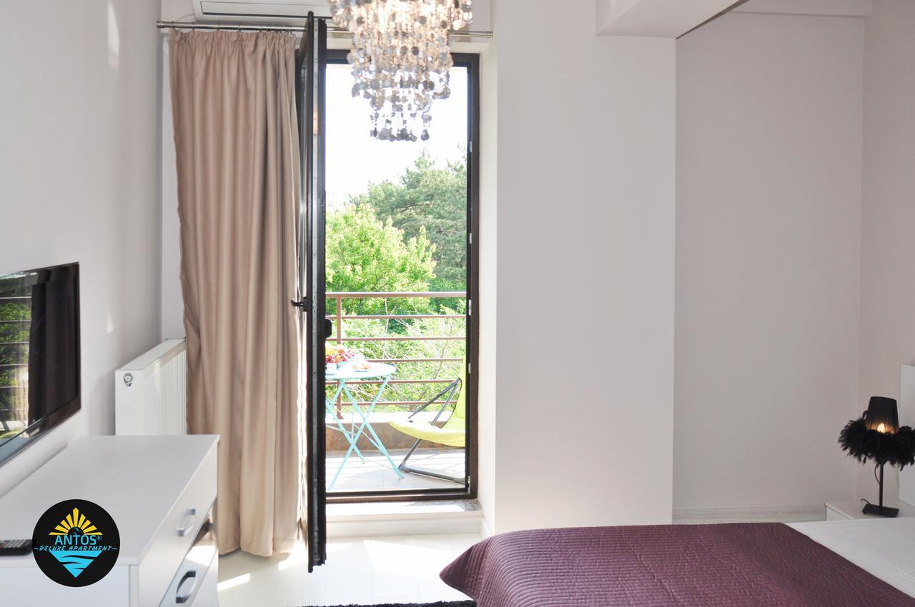 Antos Deluxe Apartment Constanta Bagian luar foto