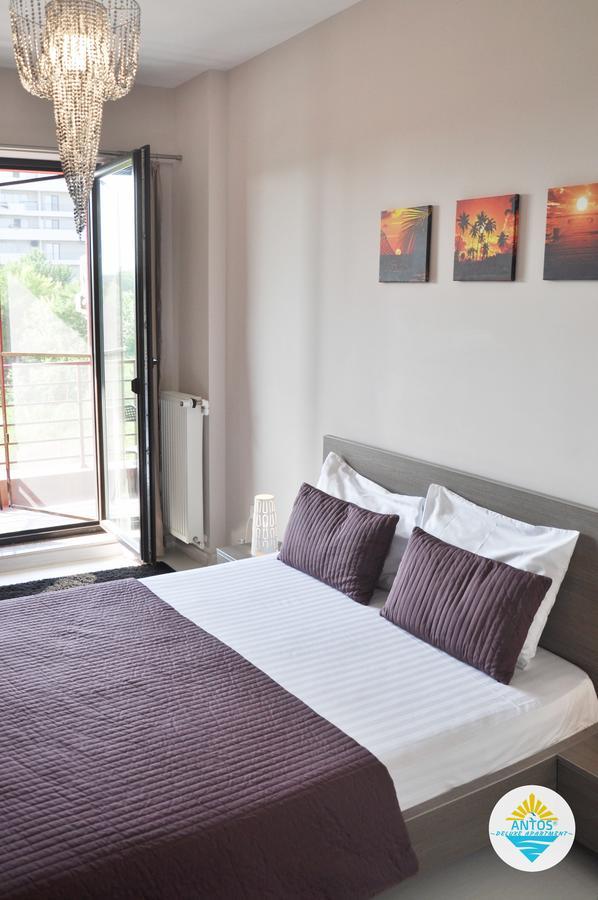 Antos Deluxe Apartment Constanta Bagian luar foto